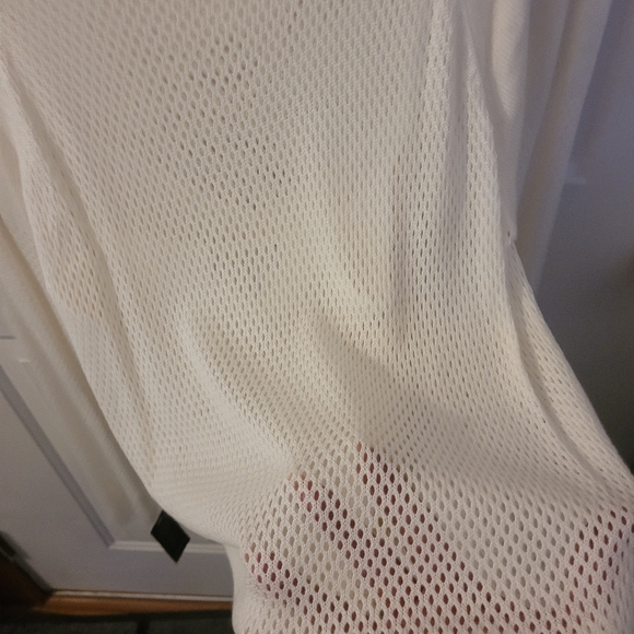 Thalia L 2pc Long sleeved sweater w/ sequined tank Ivory color - Picture 10 of 12